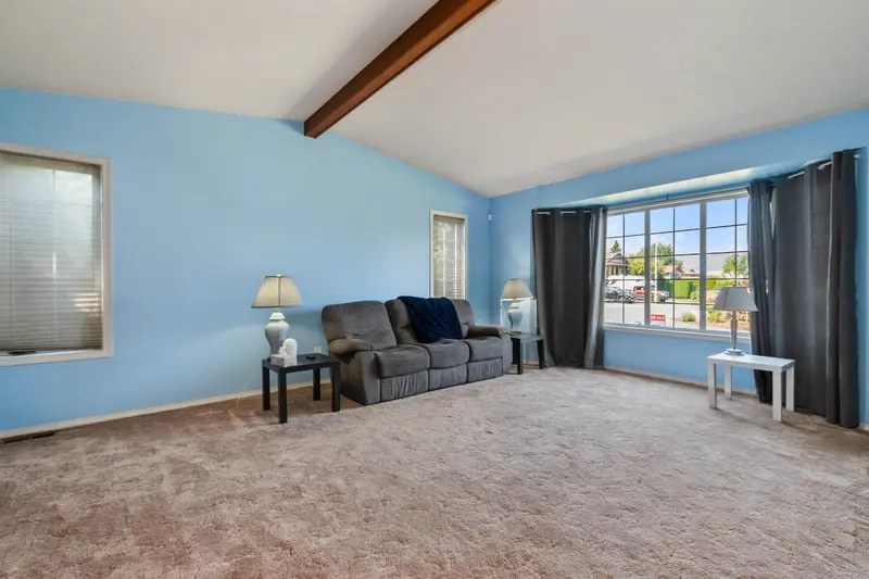 6442 SWANSON STREET - photo 4 of 25