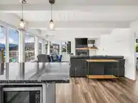 4862 OXFORD STREET - thumbnail 10