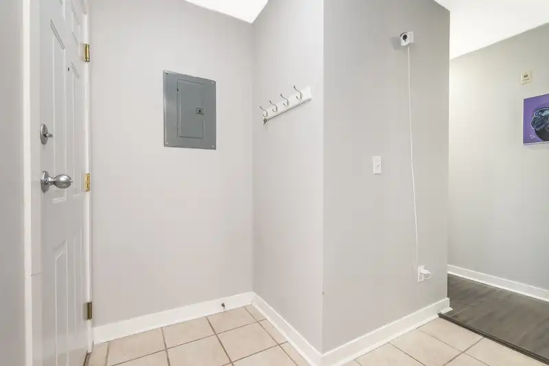 304 20350 54 AVENUE - photo 3 of 29