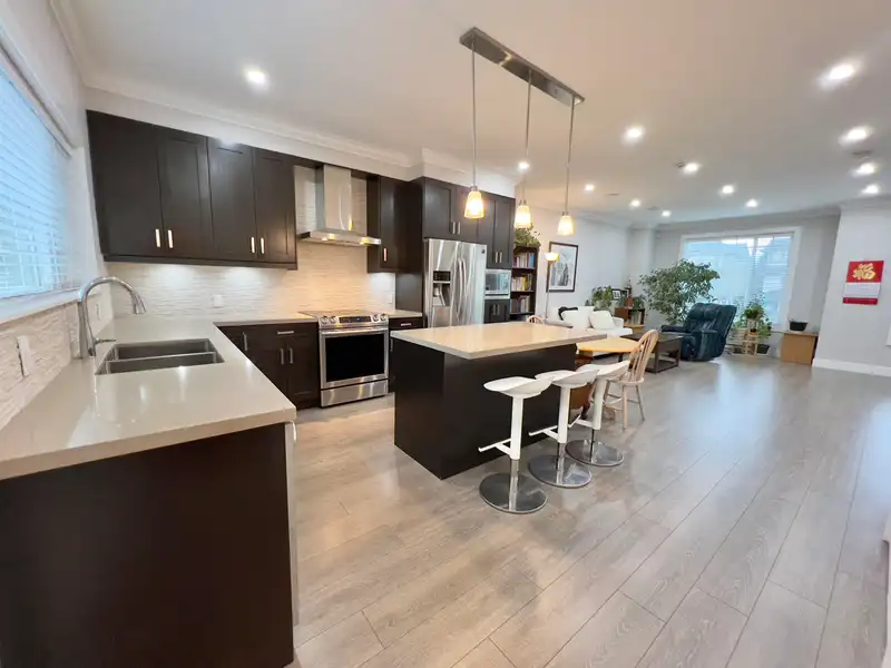 3 7056 192 STREET - photo 1 of 22