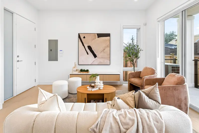 2 6933 PRINCE EDWARD STREET - photo 3 of 25