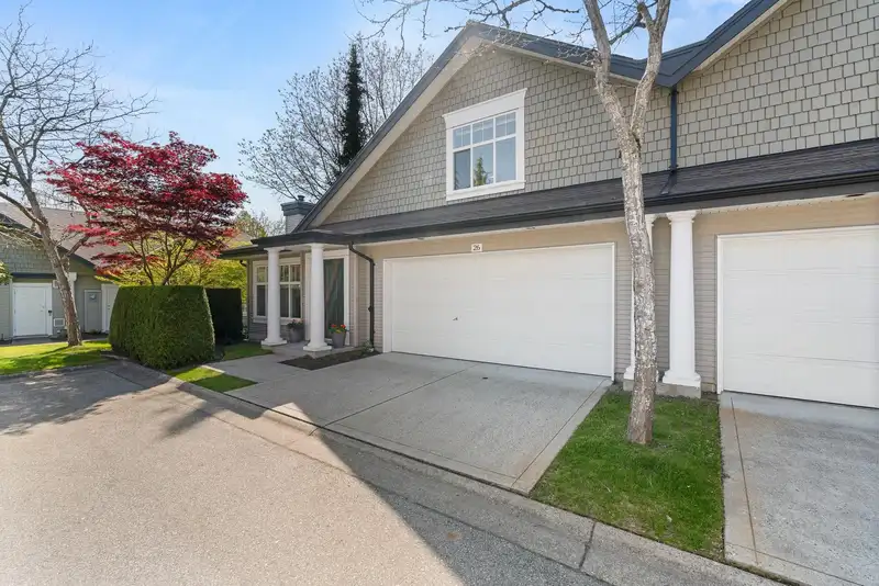 26 14877 33 AVENUE - photo 3 of 35