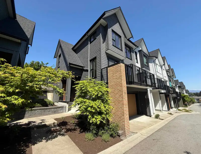 31 1228 HUDSON STREET - photo 1 of 35