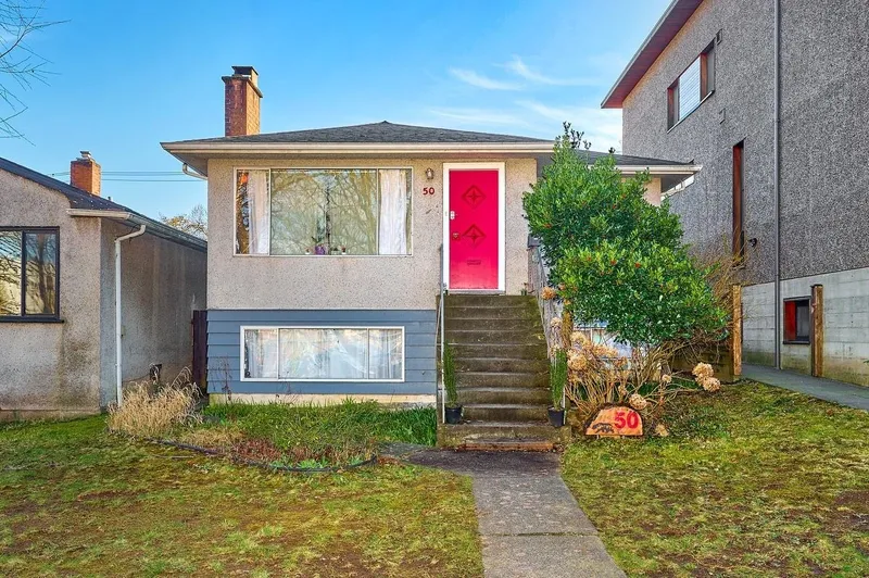 50 E 37TH AVENUE - photo 2 of 23