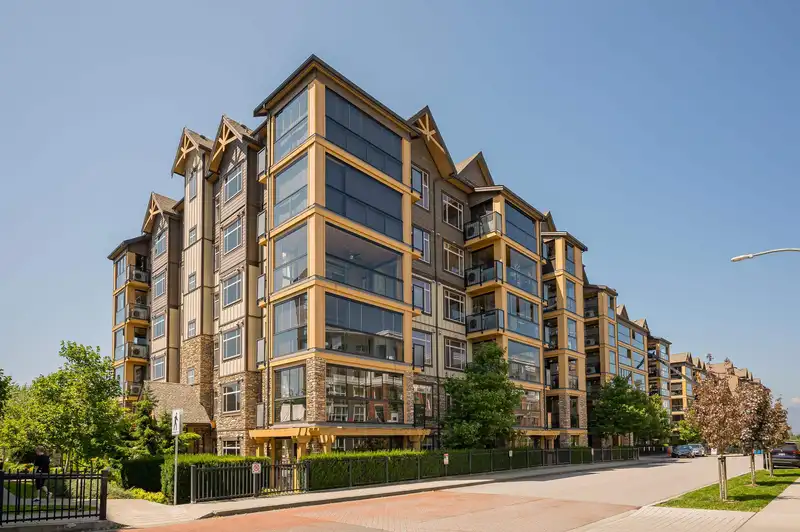 207 8157 207 STREET - photo 1 of 33