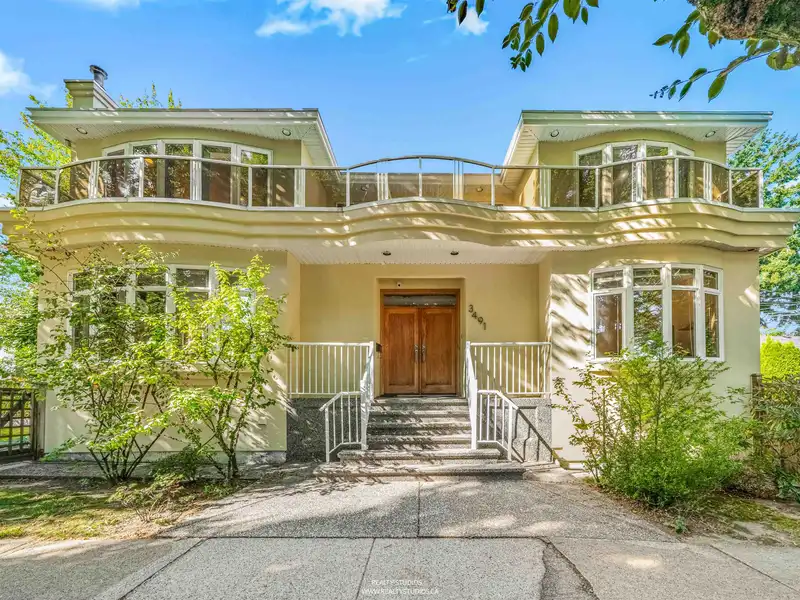 3491 PRINCE EDWARD STREET - photo 1 of 38