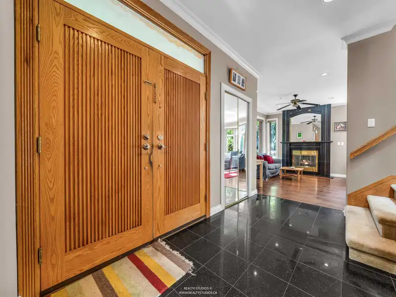 3491 PRINCE EDWARD STREET - photo 2 of 38