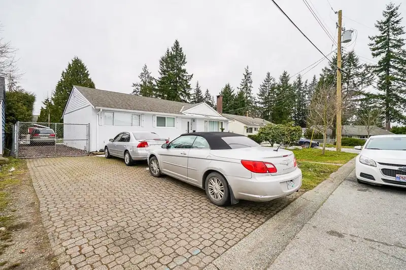 15126 DOVE PLACE - photo 4 of 15