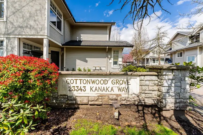23 23343 KANAKA WAY - photo 1 of 40