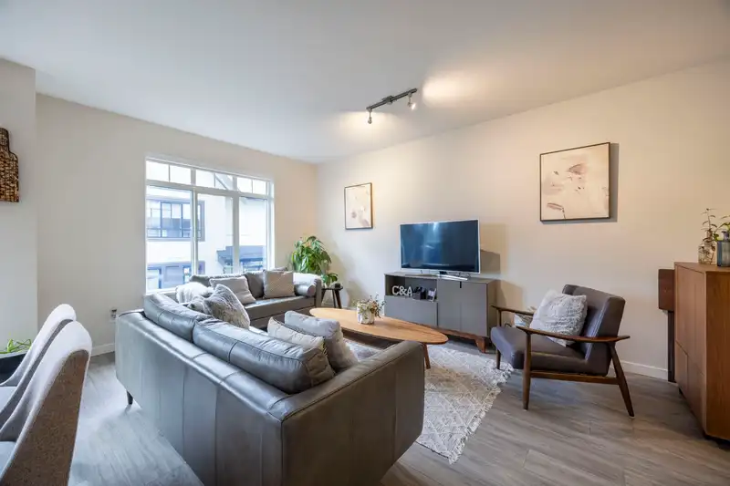 134 1350 MITCHELL STREET - photo 3 of 34