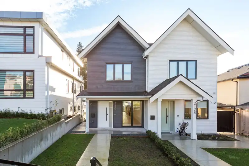 2130 QUALICUM DRIVE - photo 1 of 23