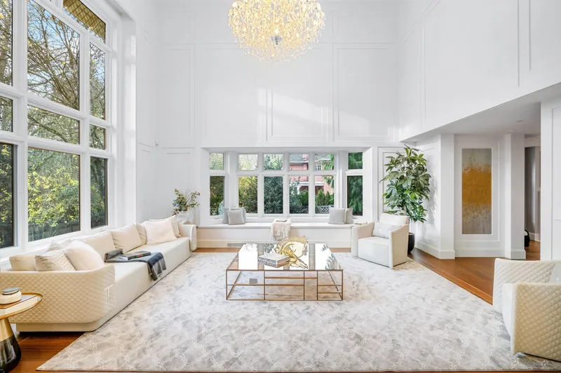 1263 BALFOUR AVENUE - photo 1 of 12