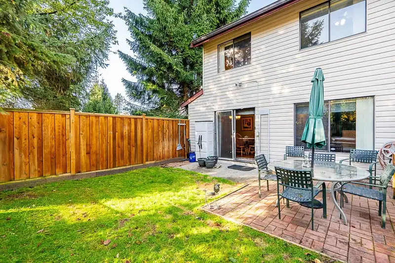 34 13990 74 AVENUE - photo 1 of 29