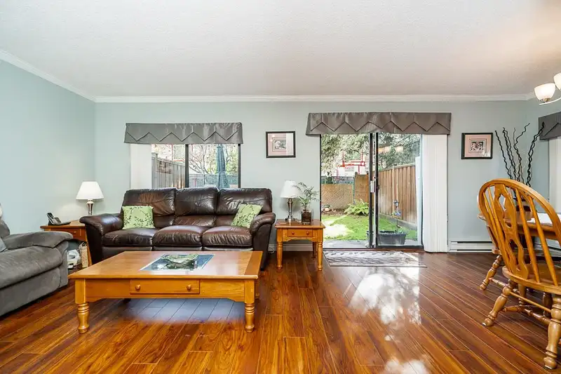 34 13990 74 AVENUE - photo 3 of 29