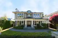 6869 SELKIRK STREET - thumbnail 1