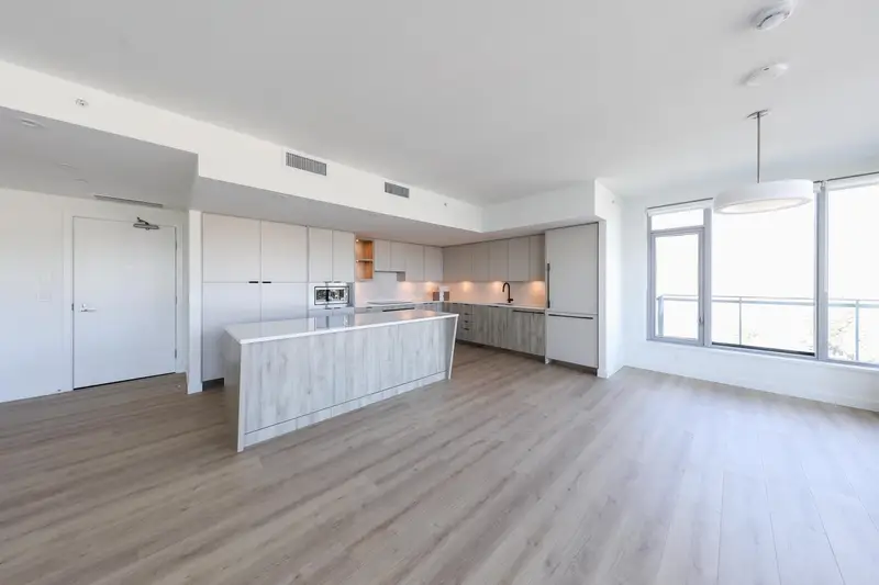 901 755 HARBOURSIDE DRIVE - photo 2 of 25