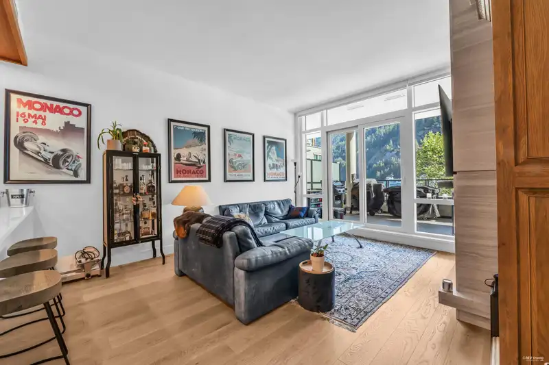 202 6697 NELSON AVENUE - photo 4 of 39