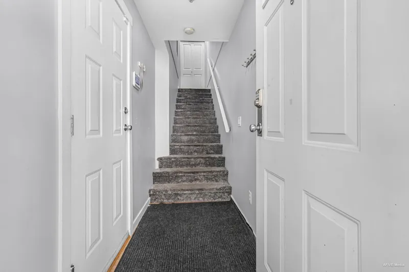 111 12711 64 AVENUE - photo 4 of 25