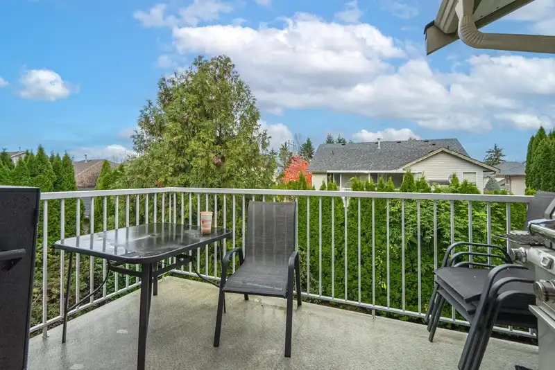 8 3635 BLUE JAY STREET - photo 3 of 25