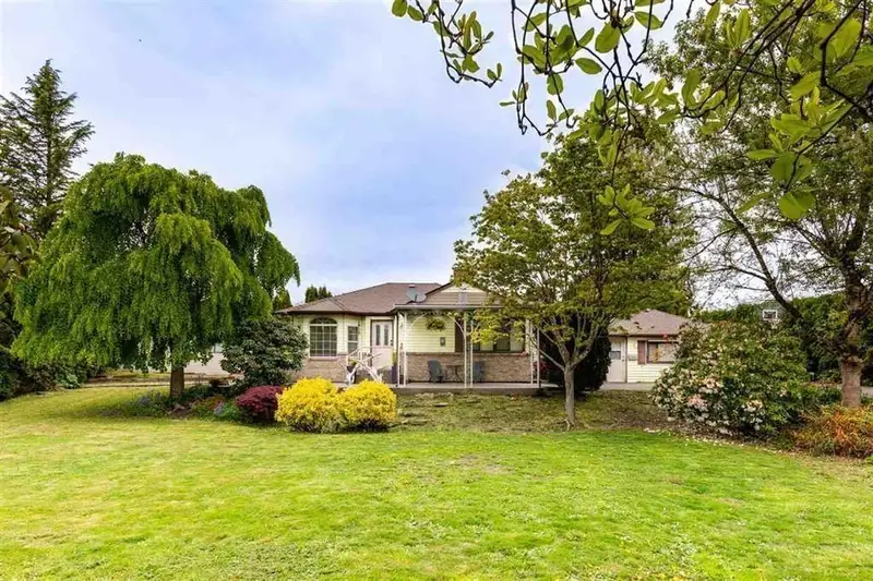 46193 STRATHCONA ROAD - photo 3 of 3