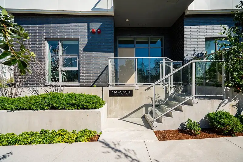 114 3430 E KENT AVENUE SOUTH - photo 1 of 27