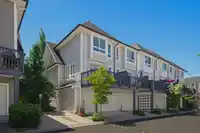 23 8476 207A STREET - thumbnail 3