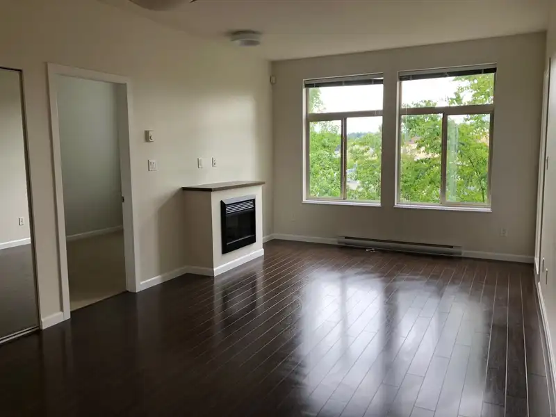 319 15322 101 AVENUE - photo 3 of 15