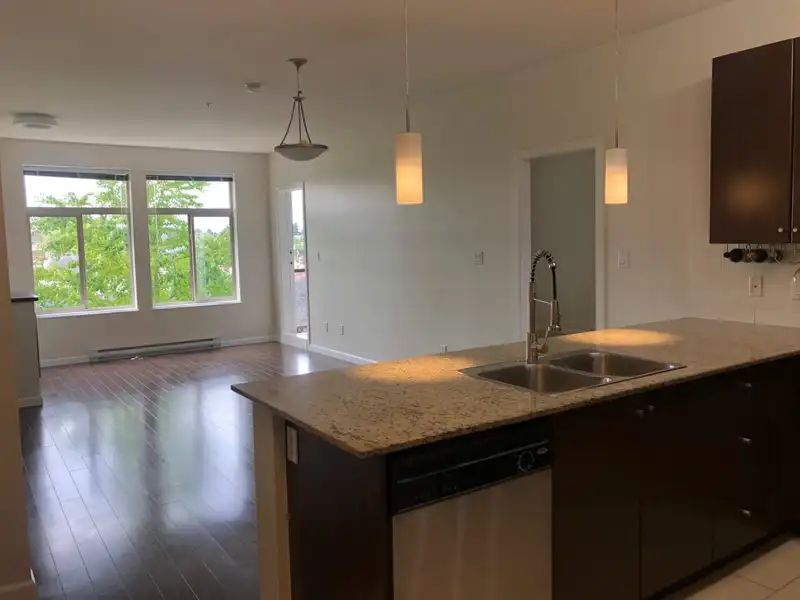 319 15322 101 AVENUE - photo 4 of 15