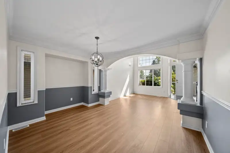 12227 BONSON ROAD - photo 4 of 32