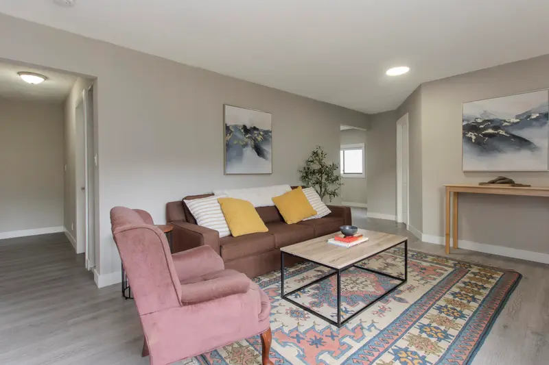 39727 GOVERNMENT ROAD - photo 4 of 25