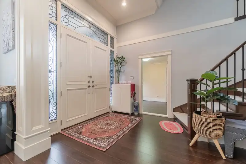 12812 64 AVENUE - photo 3 of 40