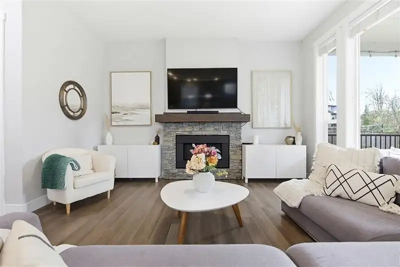 13542 NELSON PEAK DRIVE - photo 3 of 40