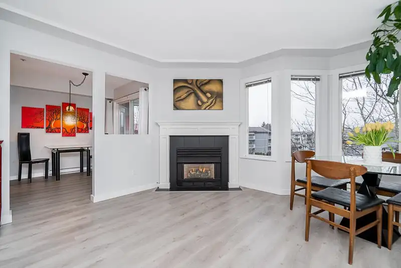 404 20443 53 AVENUE - photo 3 of 38
