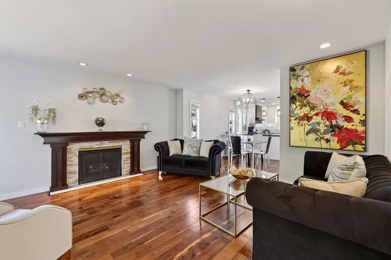 187 WARRICK STREET - photo 3 of 40
