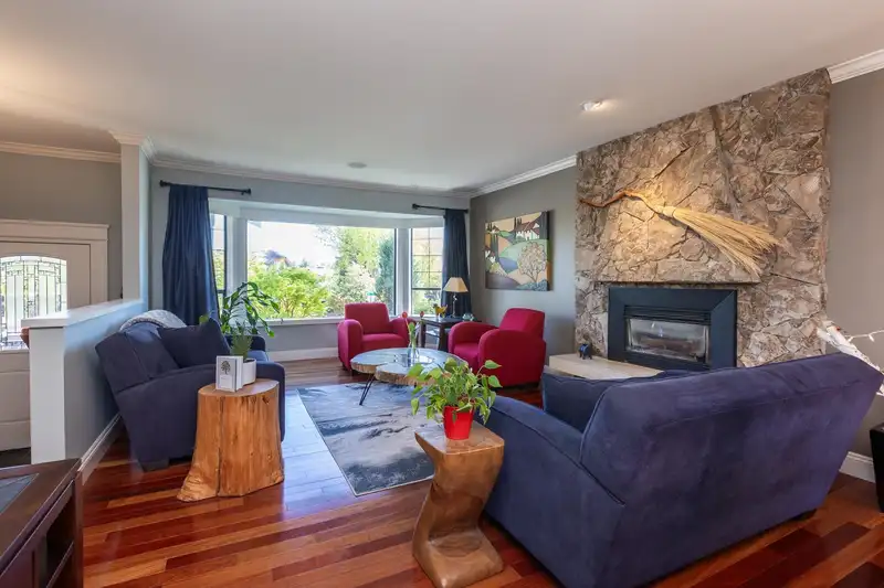 16169 13TH AVENUE - photo 4 of 40