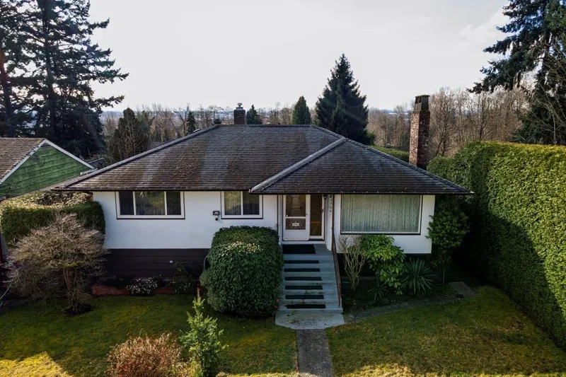 3706 CLINTON STREET - photo 1 of 25