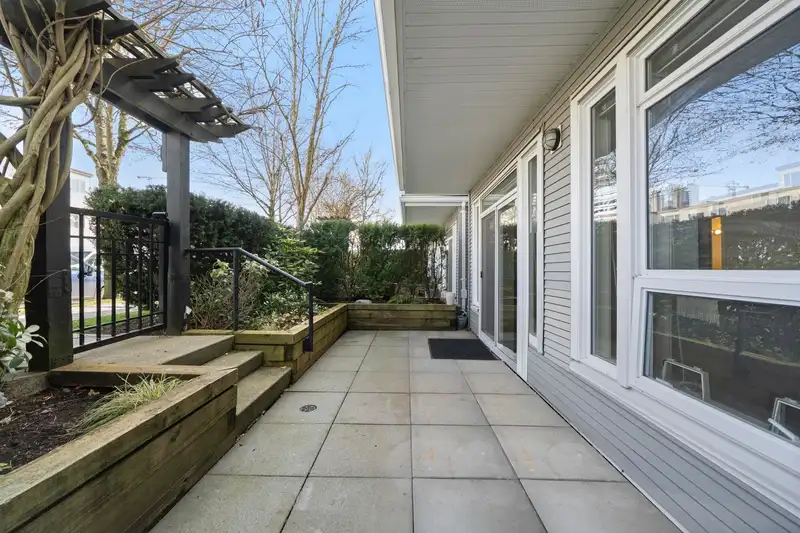 4 1203 MADISON AVENUE - photo 4 of 25