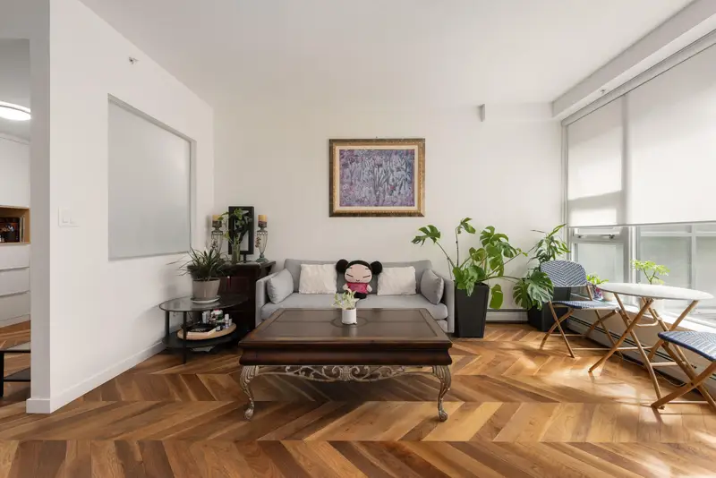 253 108 W 1ST AVENUE - photo 2 of 25