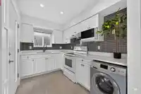 196 E 58TH AVENUE - thumbnail 9
