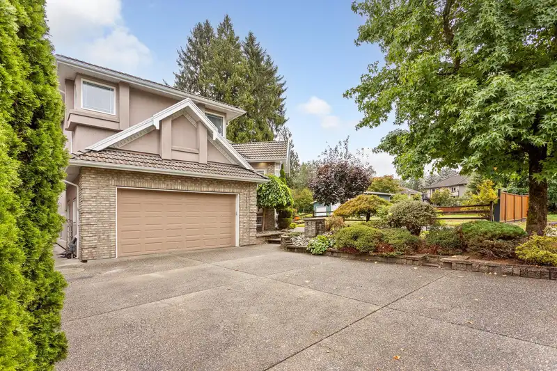 12550 206 STREET - photo 2 of 40