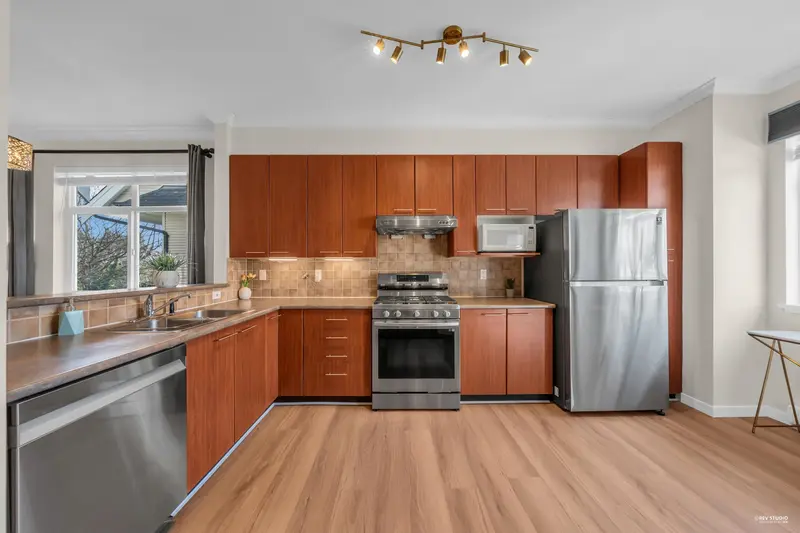 12 7322 HEATHER STREET - photo 4 of 25