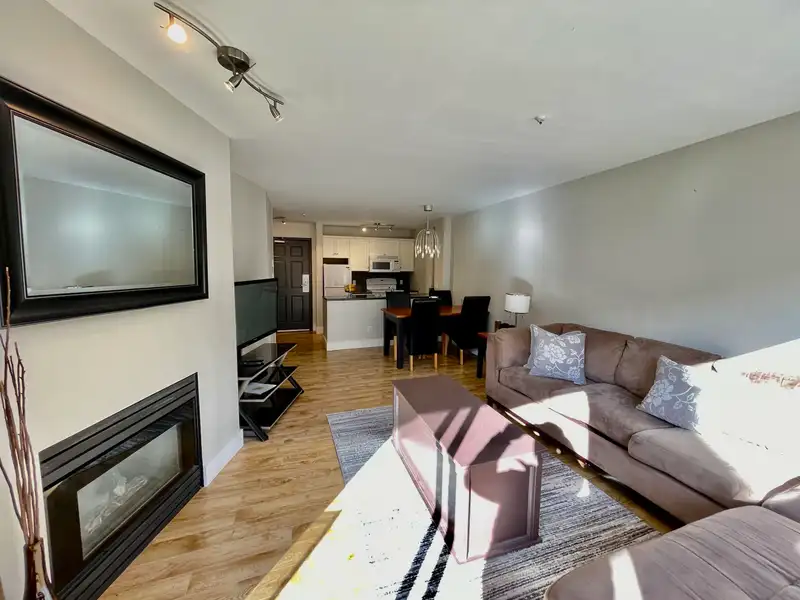 103 4800 SPEARHEAD DRIVE - photo 3 of 13