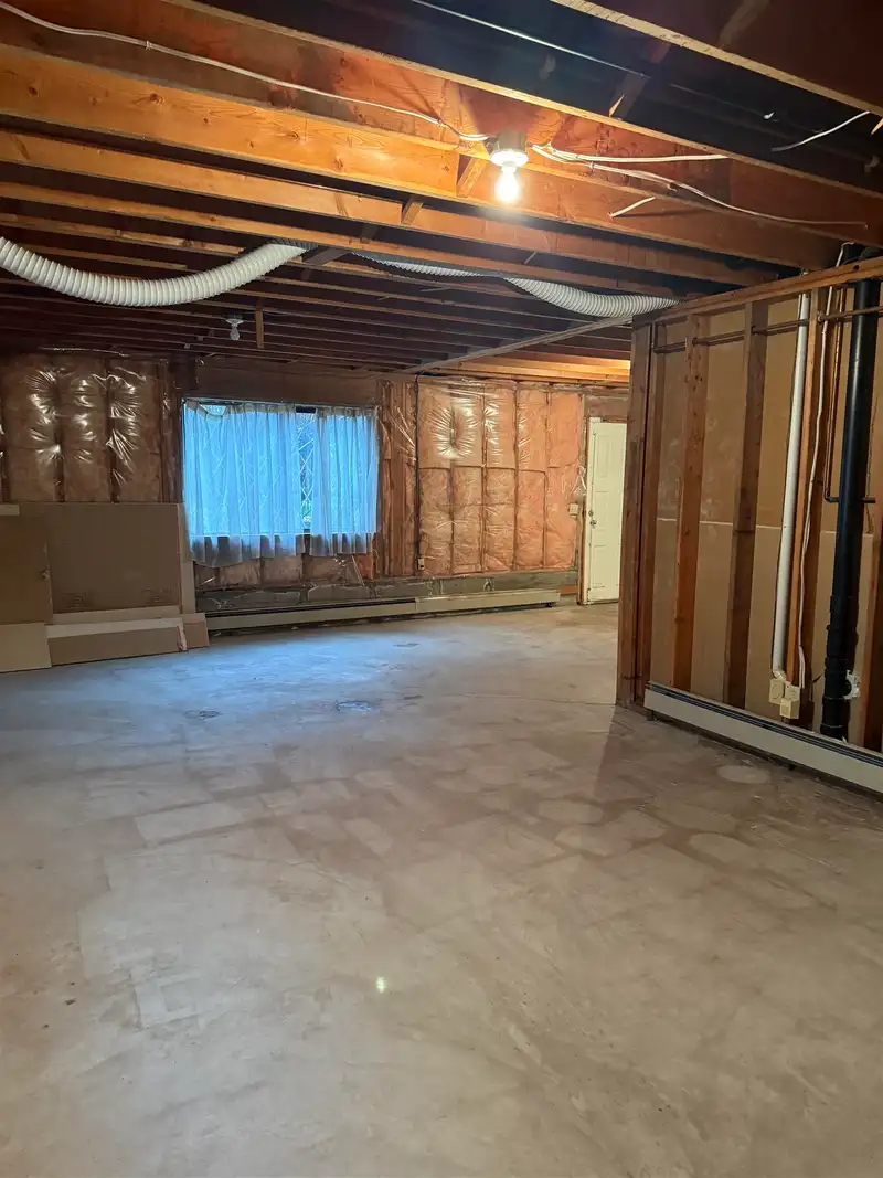 5652 LANCASTER STREET - photo 4 of 12