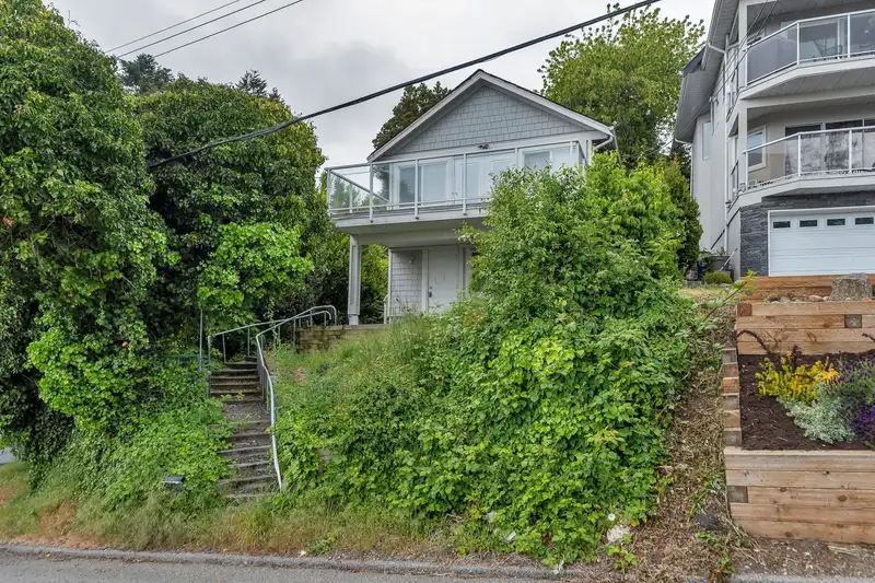 14763 MCDONALD AVENUE - photo 3 of 33