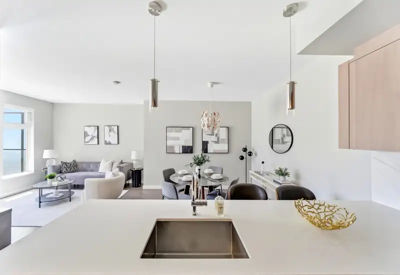 413 9388 ODLIN ROAD - photo 2 of 34