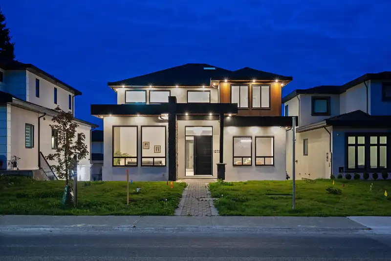 1272 160 STREET - photo 1 of 40