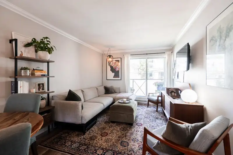 312 140 E 4TH STREET - photo 1 of 31