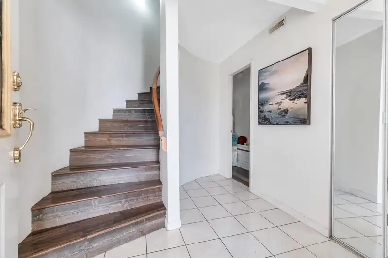 2225 KAPTEY AVENUE - photo 2 of 36