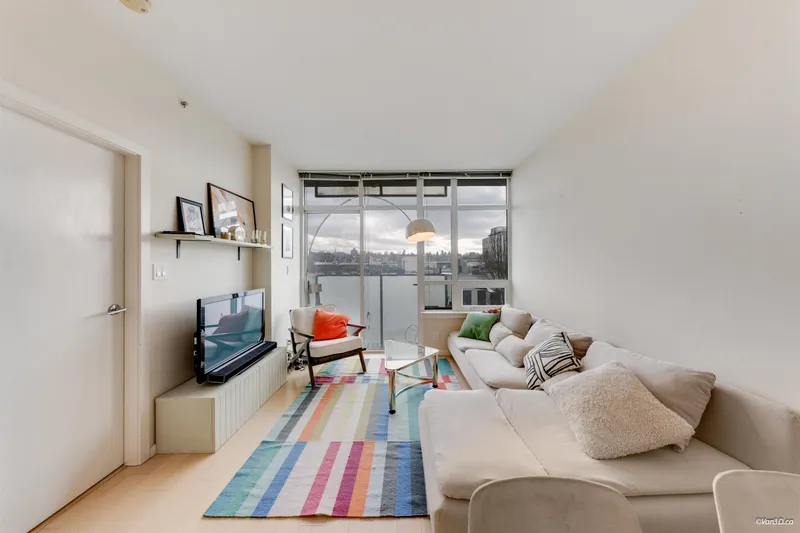 513 63 W 2ND AVENUE - photo 4 of 23