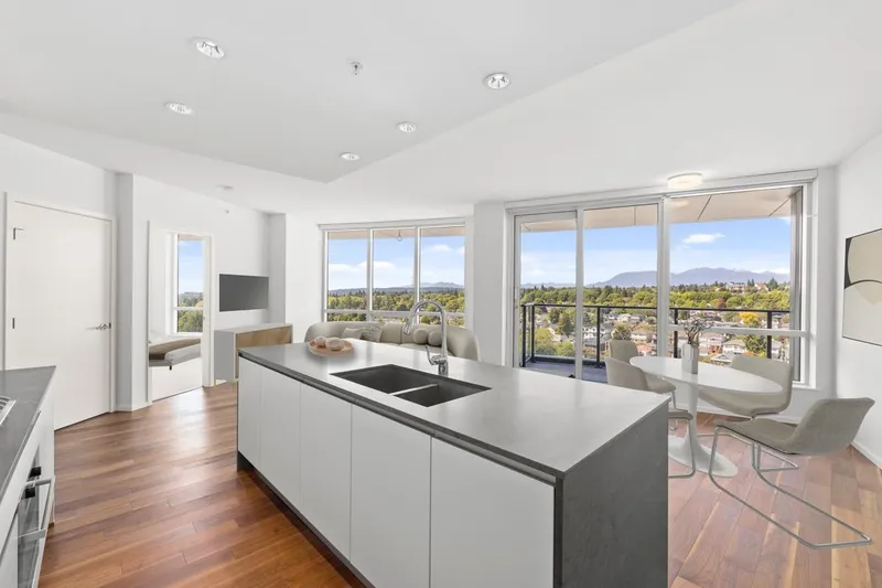 1505 8555 GRANVILLE STREET - photo 1 of 25